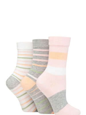Gentle Natural Bamboo Socks, ladies size 4 to 8 colour Marshmellow